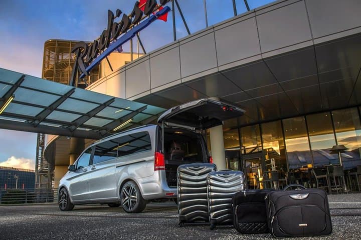 Edinburgh to Edinburgh Airport Luxury Private Transfer