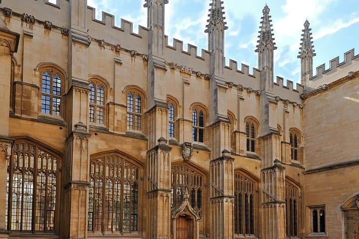Oxford, Stratford-upon-Avon & Cotswolds Day Trip from London