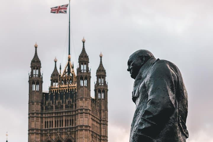 Churchill - Arthur Osipyan