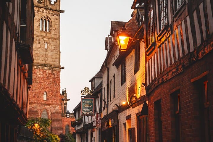 5-Day Heart of England, Wales & Yorkshire Small-Group Tour from London