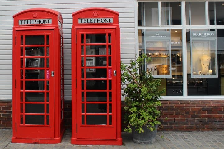 Private Transfer from Heathrow Airport to St Pancras Station via London Hotel