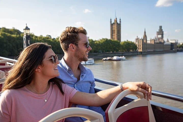 Hop-on Hop-off Bus Tour