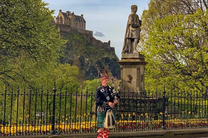 The Best Of Edinburgh Private Walking Tour