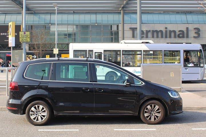 Private Transfer from Heathrow Airport to Gatwick Airport via London Hotel