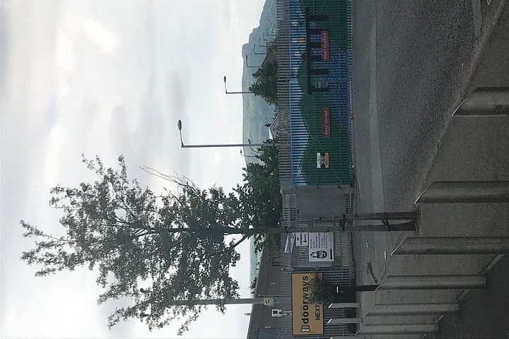 Belfast Political & Murals Tour