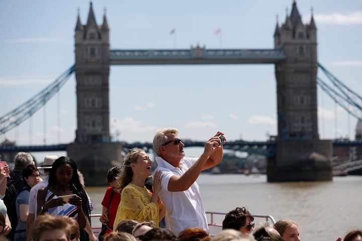 Hop-On Hop-Off Sightseeing River Cruise on the Thames
