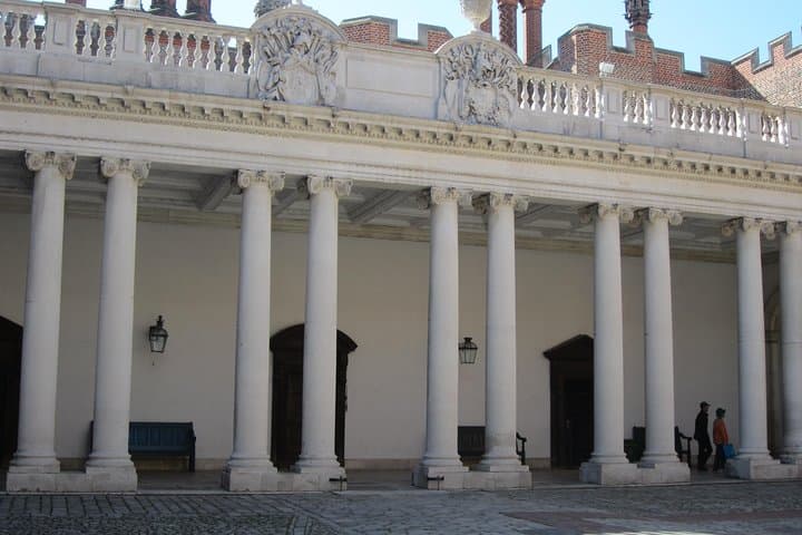 Sir Christopher Wren's colonnade