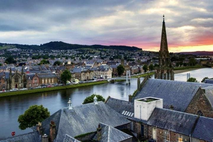 Inverness to Edinburgh Private Luxury Transfers