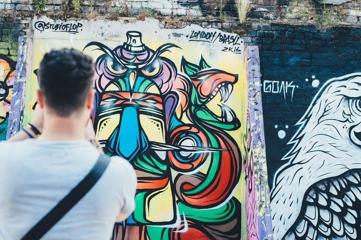 Private Tour. The World in One City: One day across the Globe
