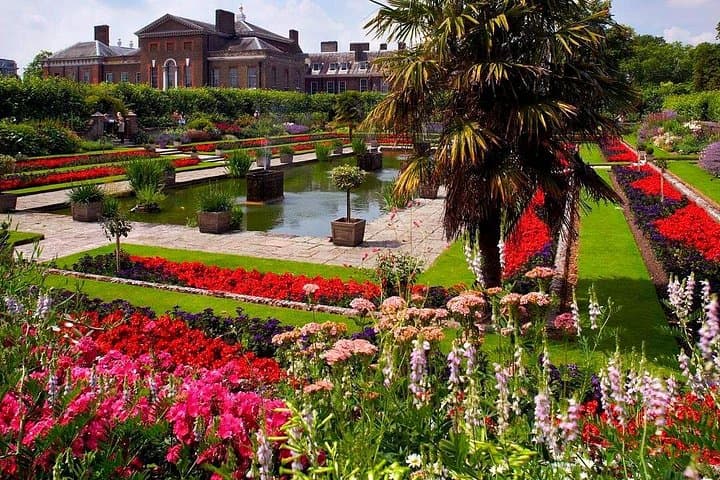 The Kensington Palace Experience