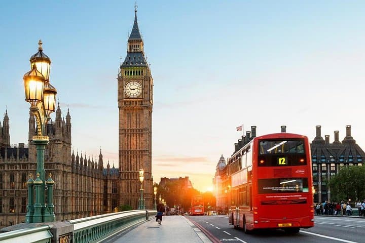 Thames River Cruise & Private Westminster 3-Hour Tour