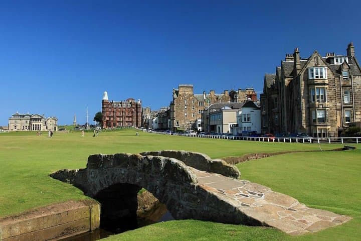 St. Andrews Day Tour from Edinburgh with a Scottish Local