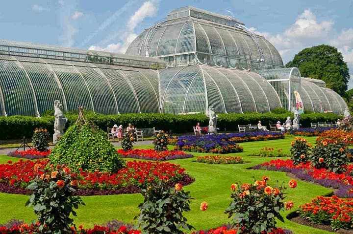 Visit Kew Gardens & 3 Hour Westminster Walking Tour
