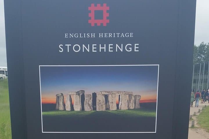 Welcome Board Stonehenge