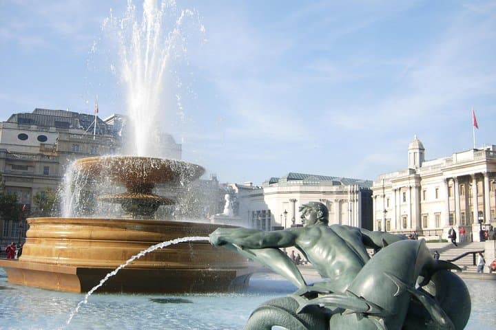 Private walking tour of central London