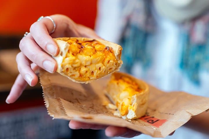 Private Food Tour with a Local in Edinburgh