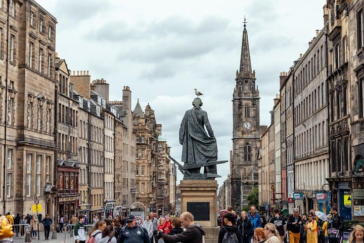 Explore Edinburgh in a Family Friendly way!