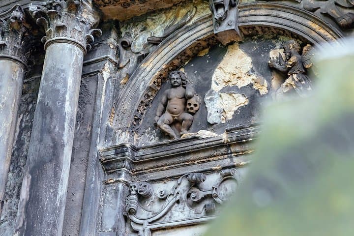 Explore the spooky side of Edinburgh