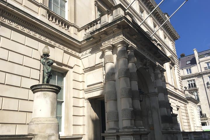 Private 'The Crown' Walking Tour of London