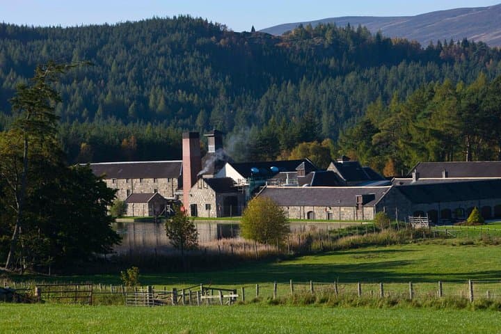 Royal Lochnagar Distillery, Aberdeenshire