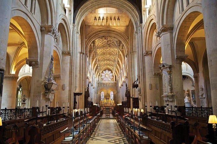 Windsor, Oxford and Stonehenge Private Tour with Tickets