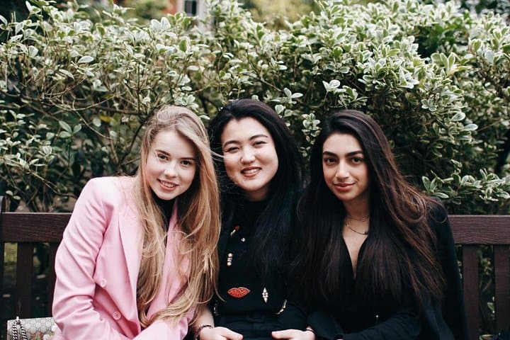 Private Photo Session with a Local Photographer in London