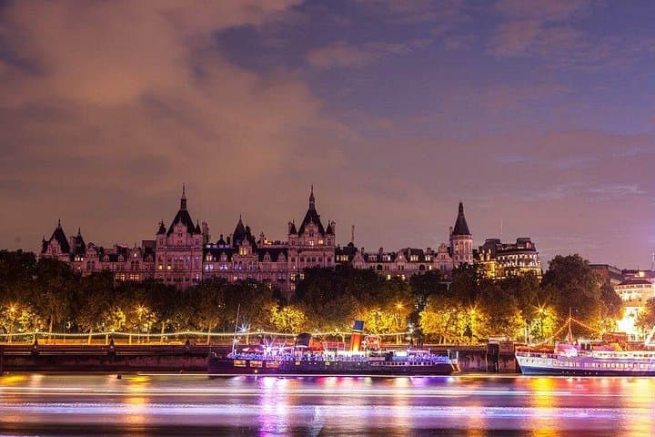 London by Night Independent Sightseeing Tour with Private Driver