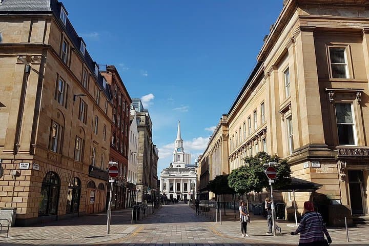Private Glasgow Arrival Transfer - Airport to Hotel / Accommodation