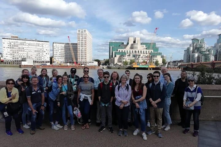 James Bond Small Group Mini Coach Tour of London