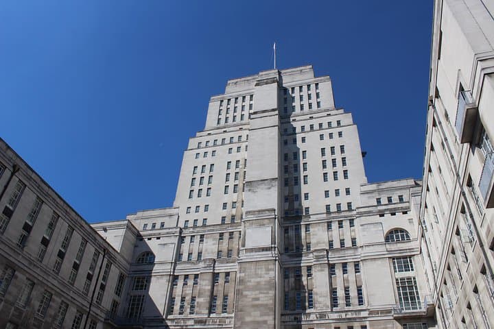 Private 3 hour Poirot Tour of London by Black Taxi