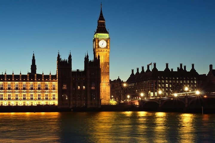 London Big Bus Evening Sightseeing Tour with Live Guide