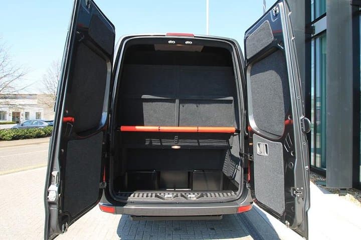 Luggage compartment space