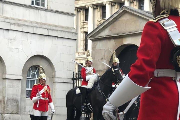 Private Half Day London Tour With Car/Black Cab/MPV/Van/Coach