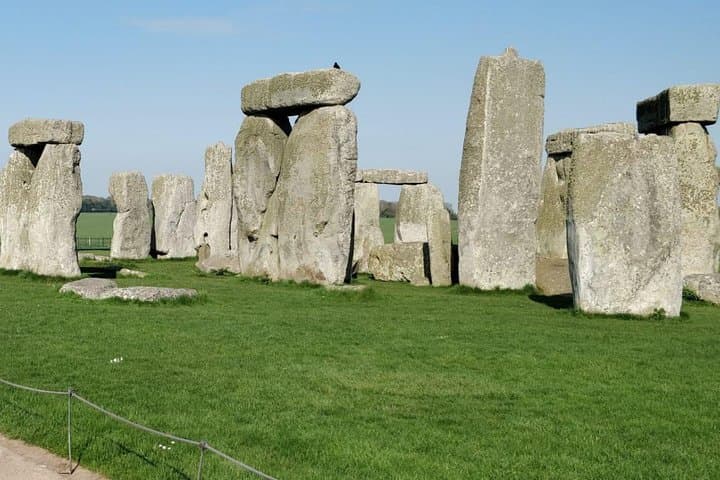 Stonehenge & Bath Private Day Tour from London