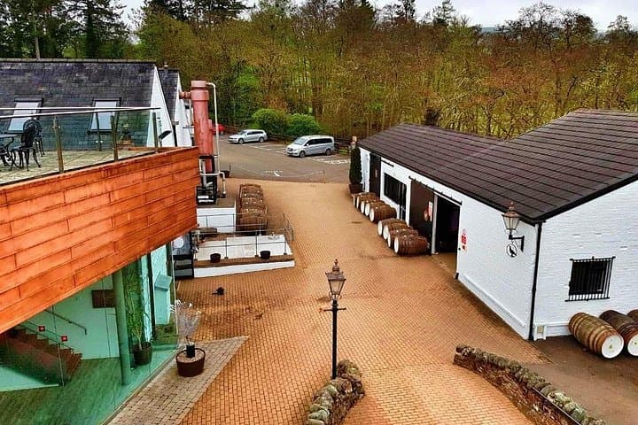 Scotland's Oldest Whisky Distillery Private Day Tour with Scottish Local from Edinburgh