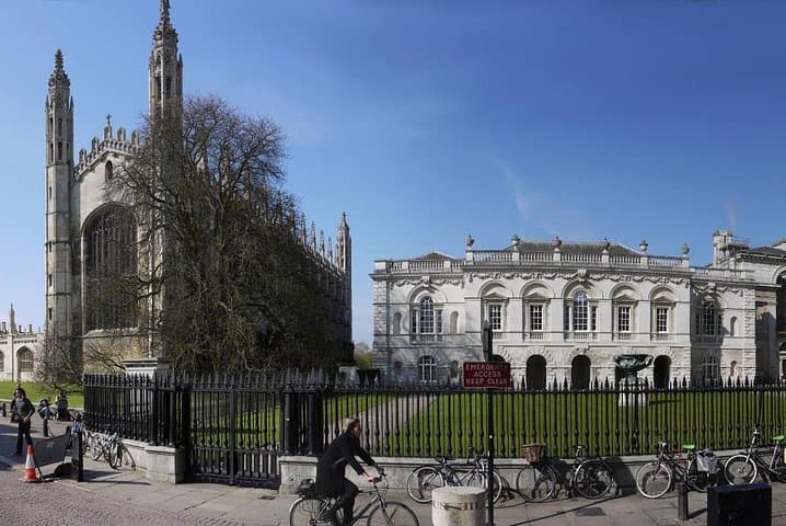 Kings Parade in Cambridge