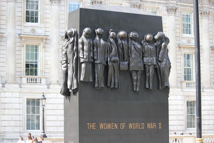 The Women of World War II memorial, one of the many memorials we will see on this tour.