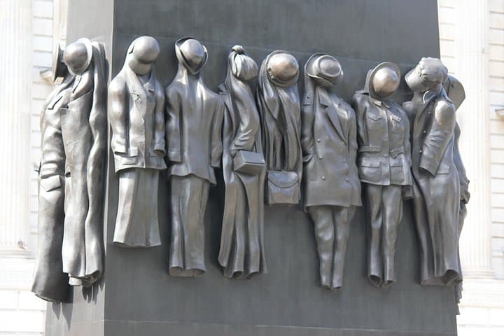 A close up of some of the detail on the Women of World War II memorial