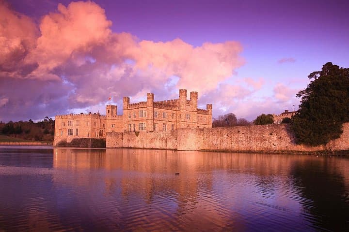 Leeds Castle, Canterbury, Dover & Greenwich Cruise from London