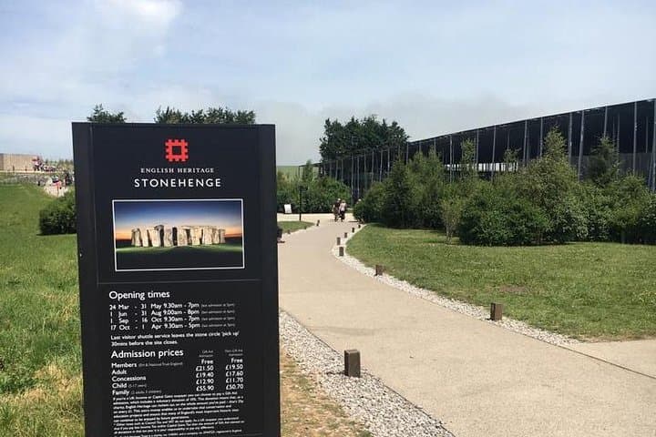 Stonehenge Entrance