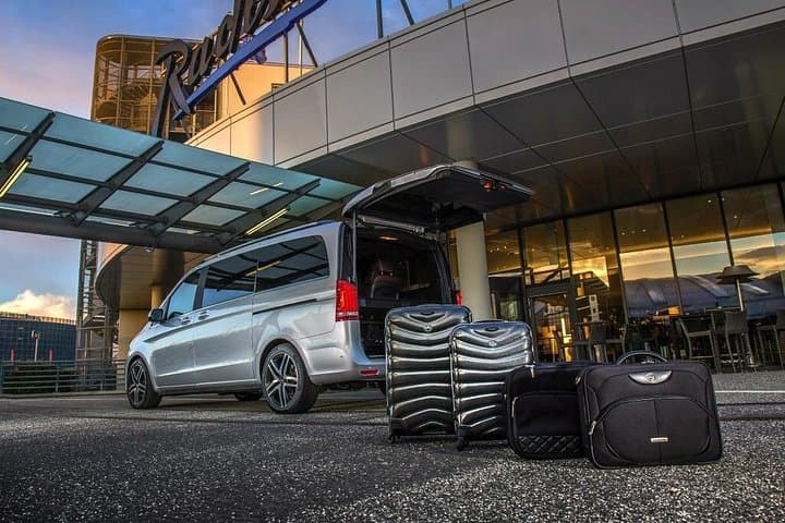 Edinburgh to Oban Luxury Transfer with Scottish Driver