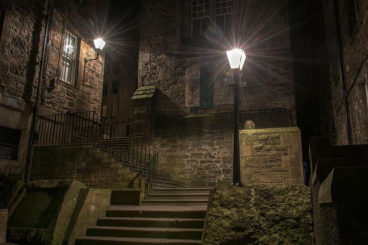 Típicos edificios del centro histórico de Edimburgo