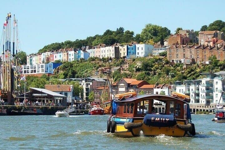 Bristol private pub hopping and sightseeing with local guide