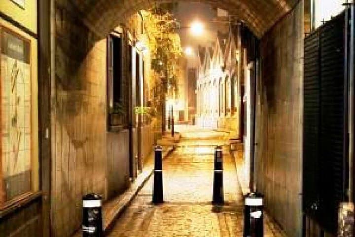 Whitechapel Alleyway