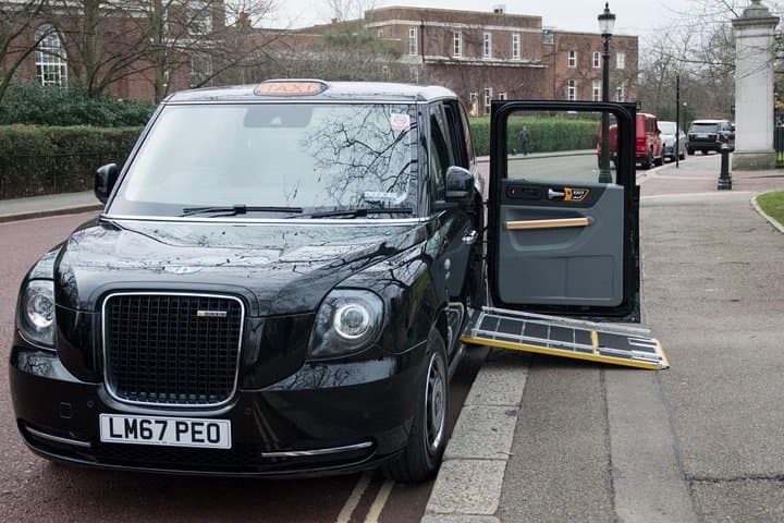6 hour London Private Tour, with your own Black Cab Tour Guide