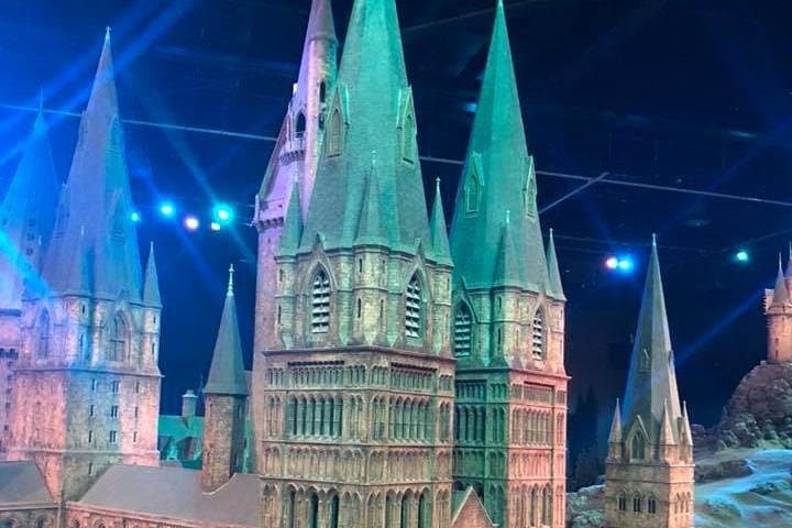 Private Transfers between London & Harry Potter Warner Studio