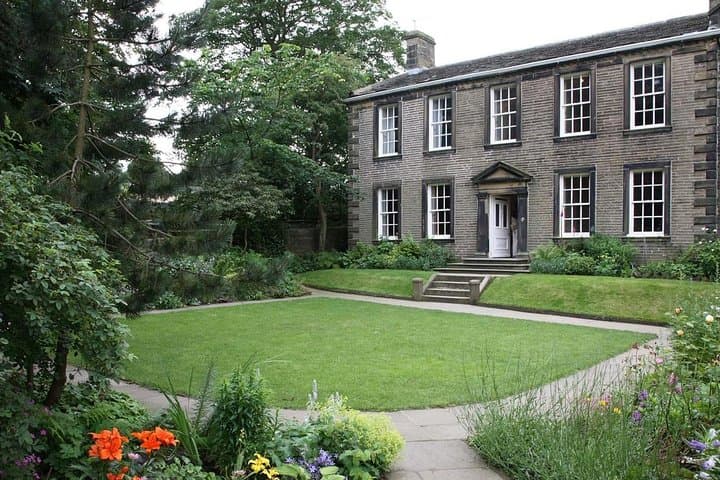 Bronte Country and Yorkshire Dales Private Day Trip from York