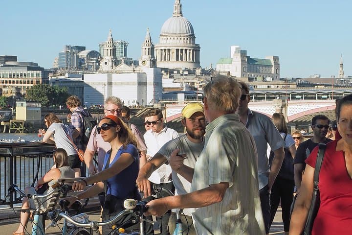 Original e-Bike Tour: Smugglers & City Builders
