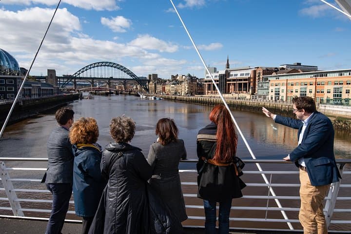 Tailor-made Walking Tour: Discover Newcastle