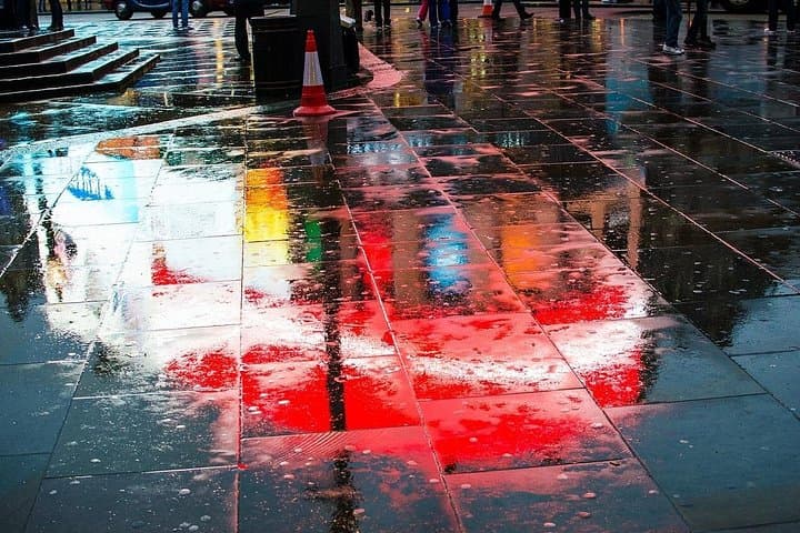 Piccadilly Circus by PaulaPaulsen